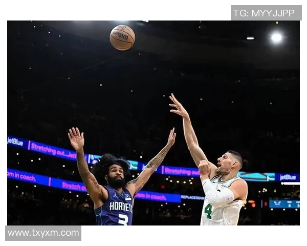 凯尔特人对阵黄蜂精彩比赛视频回顾与分析，重温赛场激烈瞬间