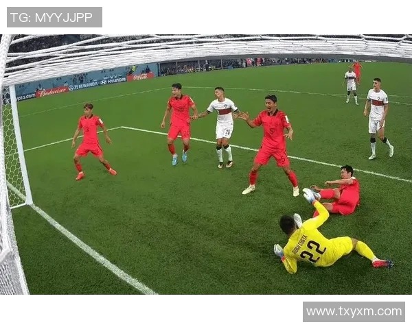 季后赛激战即将开启包装工与海鹰的巅峰对决引发球迷热议 季后赛激战即将开启包装工与海鹰的巅峰对决引发球迷热议