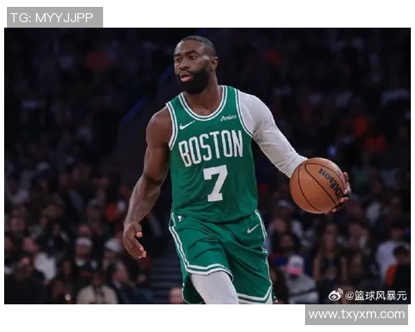 杰伦布朗：从新星到领袖的成长之路与篮球梦想的追寻