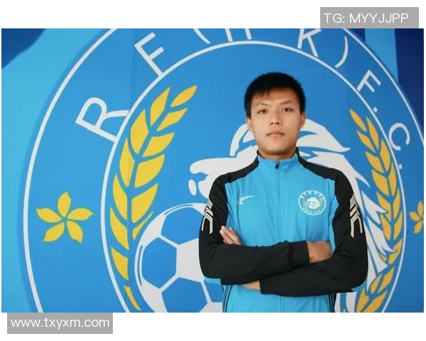 理文与富力首发阵容对比分析揭示双方战术布局与关键球员表现 理文与富力首发阵容对比分析揭示双方战术布局与关键球员表现